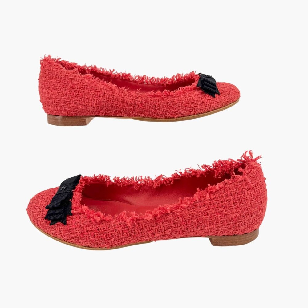 CHANEL Red Tweed Flats with Black Bow - Picture 8 of 15